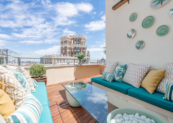 ROOFTOP PANORAMA Vincci Capitol 4* Madrid ROOFTOP PANORAMA Vincci Capitol 4* Madrid